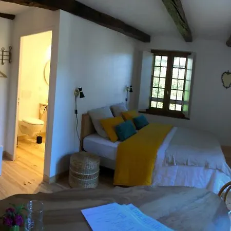 La Conquise 홈스테이 Conques-en-Rouergue